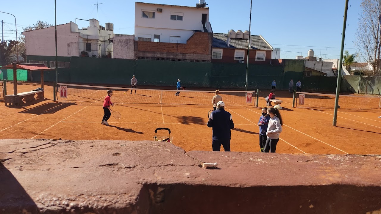 Clase de tenis en Kauri Club